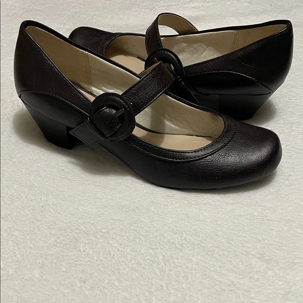 LifeStride Brown Mary Jane Heels Low Heel Pump Sz 5.5M - Picture 2 of 11